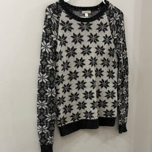 Garnet Hill gray and White Snowflake Sweater - size XS - wool blend